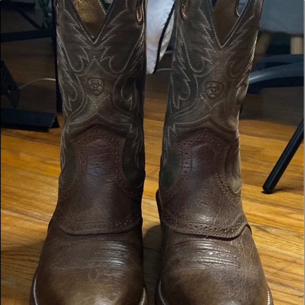 Men’s Ariat boots